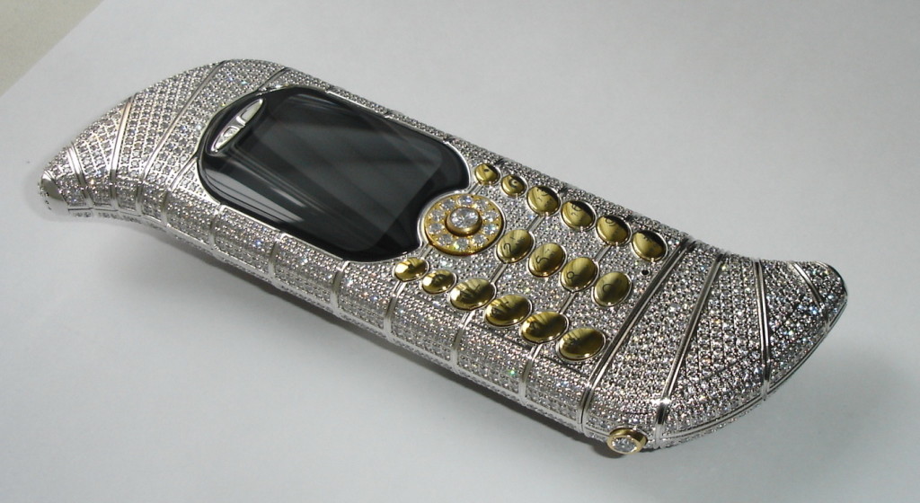 Top 10 Most Expensive Mobiles in the World-GoldVish-Le-Million