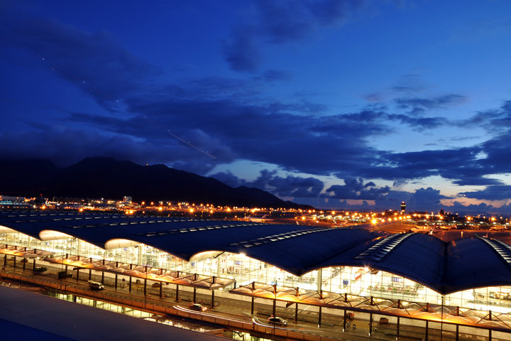 Top 20 Airports in the World-Hong Kong Intl