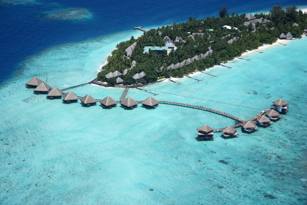 Top 10 Honeymoon Destinations in the World-Maldives