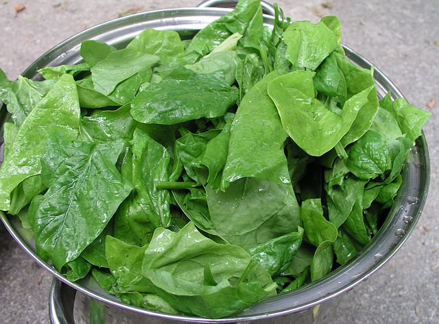 35 Best Foods for Healthy Eyes-Spinach